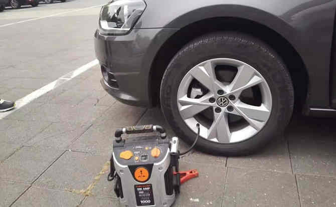 金堂汽车搭电案例