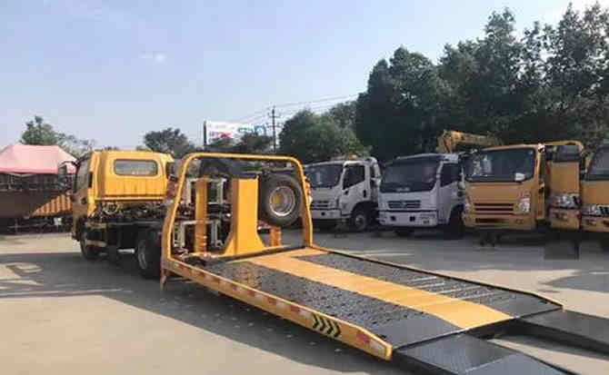 金堂汽车中途维修案例